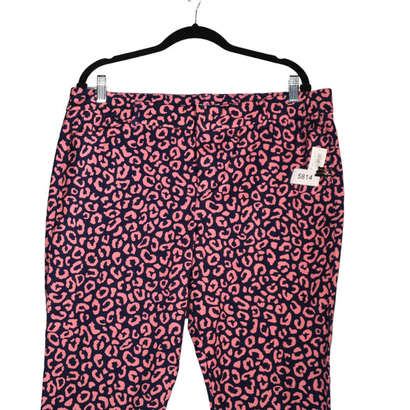 NEW Old Navy Pixie Ankle Pants Womens 16 Pink Blue Animal Print Cheetah Stretch - Picture 2 of 8